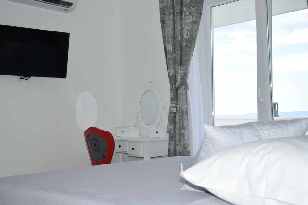 Apartman Mili Baška Voda Extérieur photo